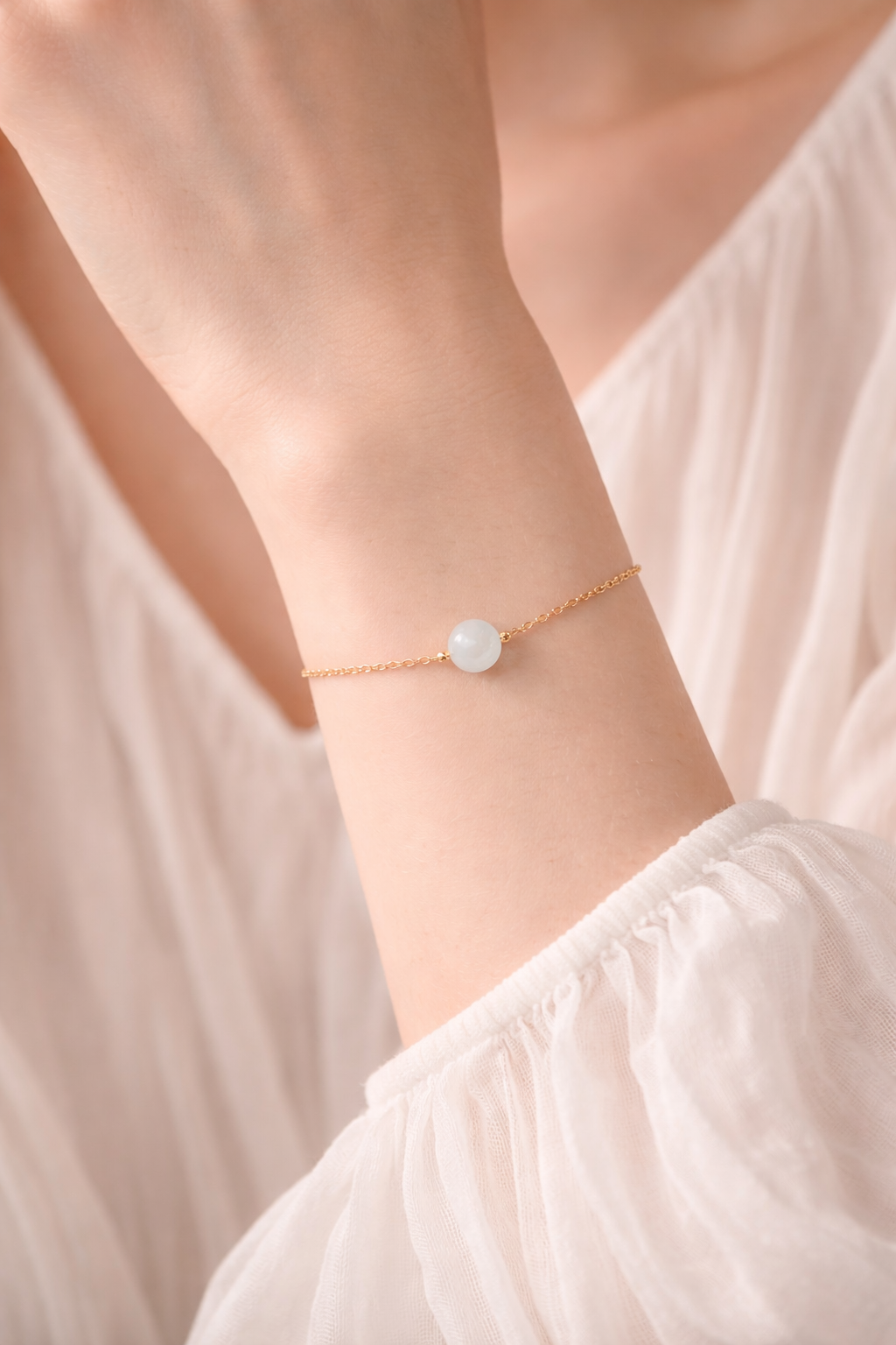 Bracelet ENAË doré - Pierre de Lune