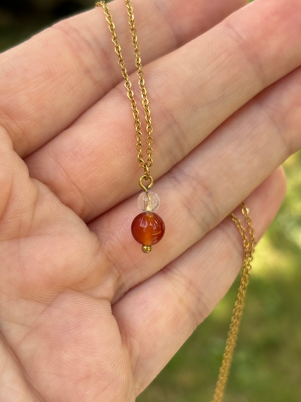Collier Naissance Juillet – Cornaline & Cristal de Roche | Bijou Énergie & Confiance