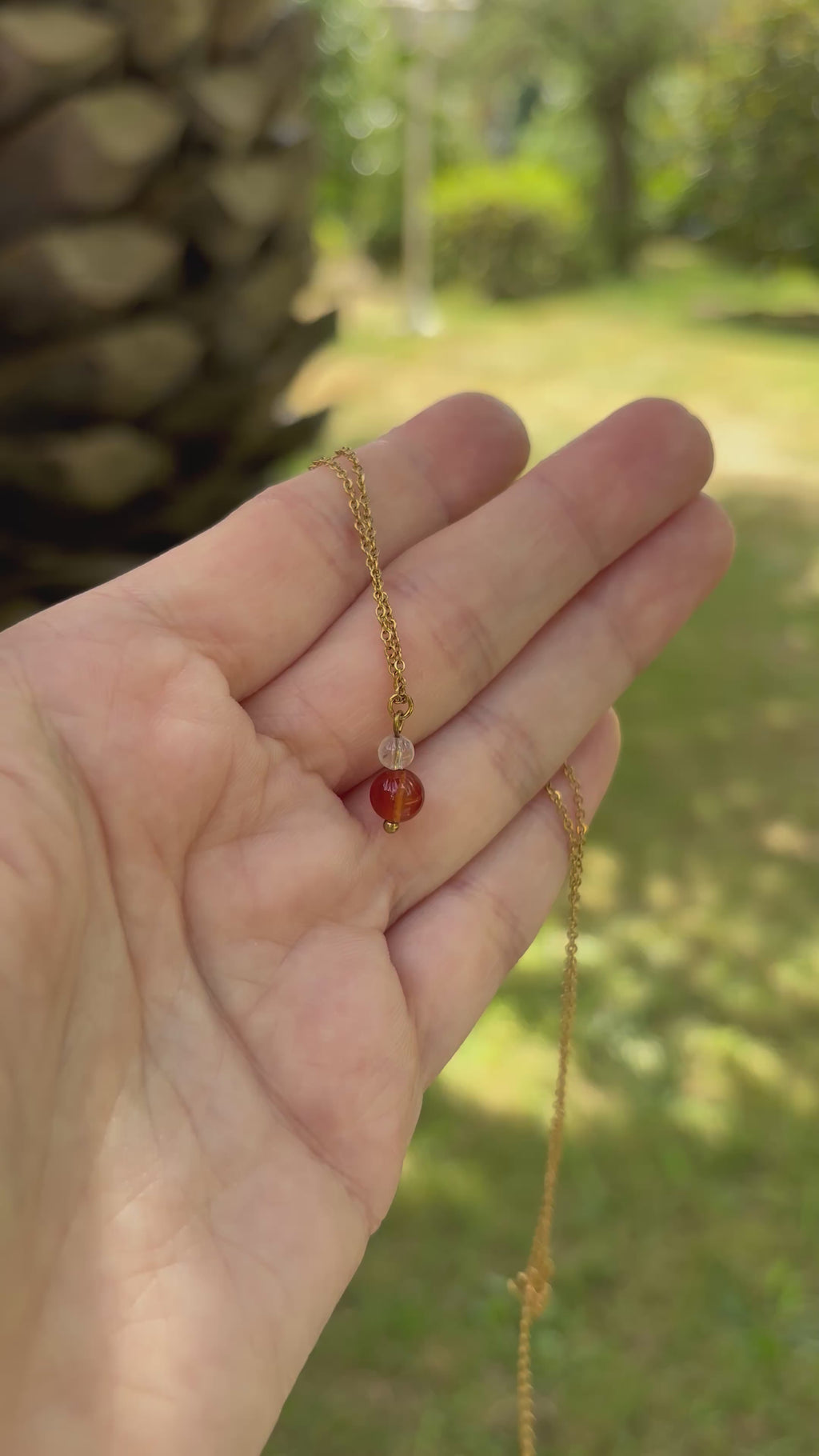 Collier Naissance Juillet – Cornaline & Cristal de Roche | Bijou Énergie & Confiance